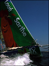 Le bâteau "Fermiers de Loué - Sarthe" est arrivé à bon port en Guadeloupe ce lundi 22 novembre. - © Bernard Larvol/CG72